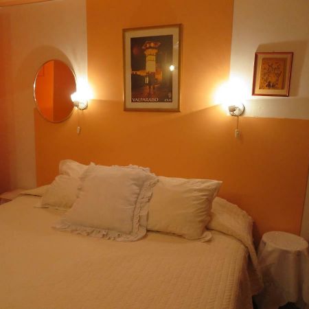 Marilu 'S Bed And Breakfast Hostel Santiago del Cile Esterno foto