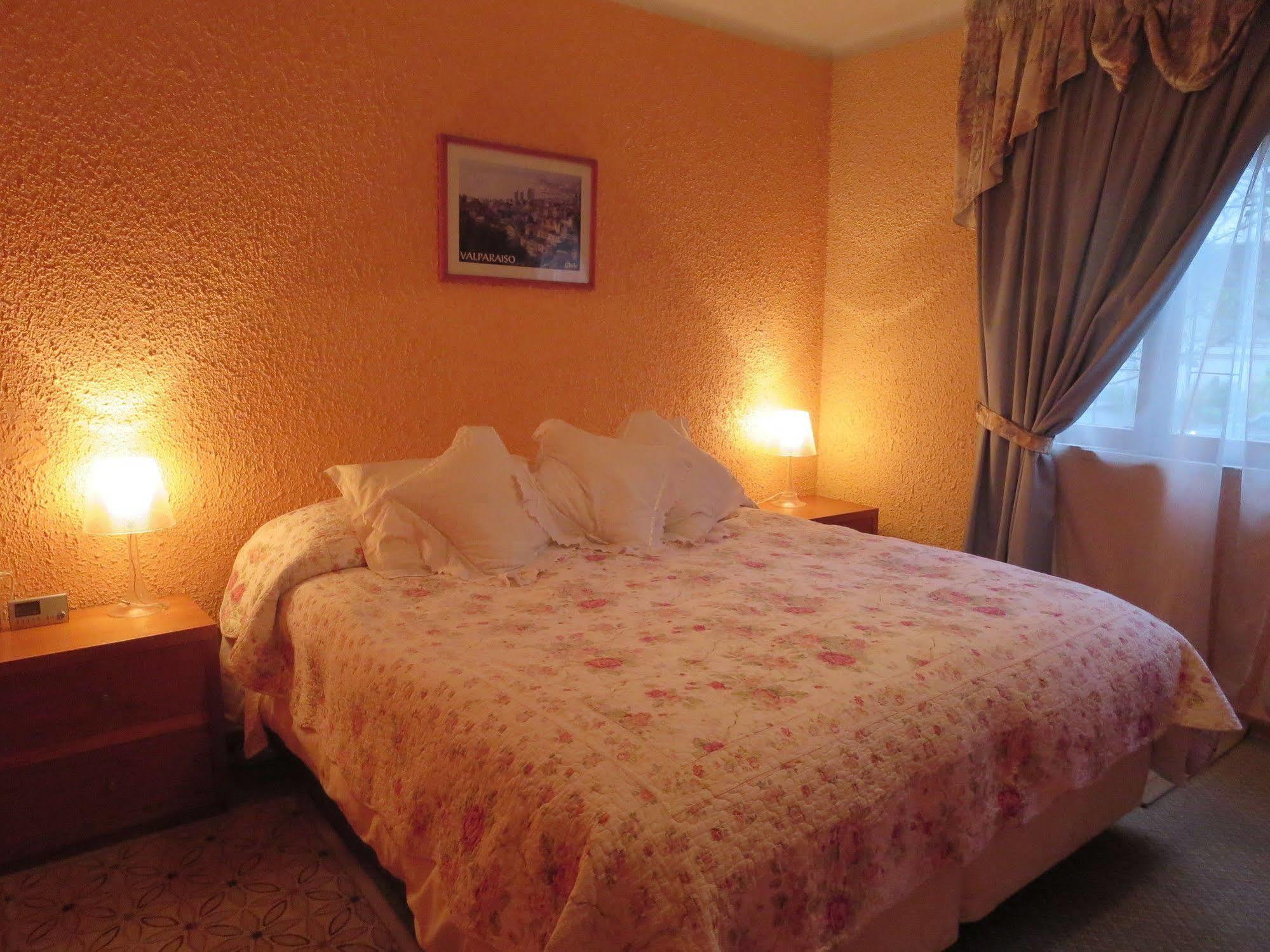 Marilu 'S Bed And Breakfast Hostel Santiago del Cile Esterno foto